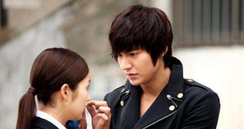 暧昧期怎么确定关系?先明确女生的态度 暧昧期怎么确定关系?先明确女生的态度第2张